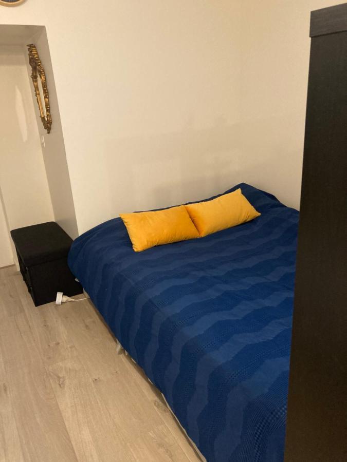 מאלאקוף Une Chambre Chez Nous, A 12 Minutes De Paris מראה חיצוני תמונה