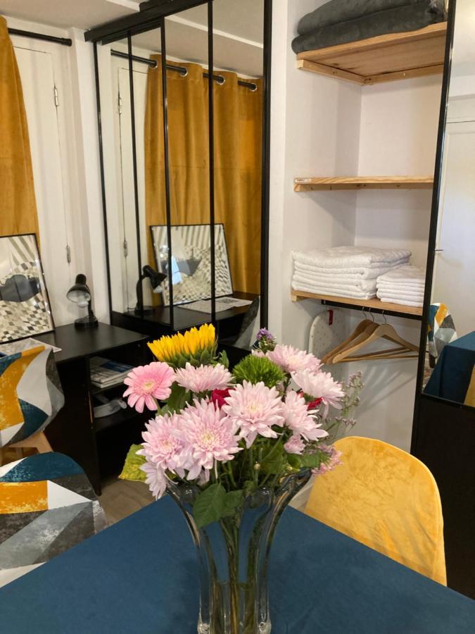 מאלאקוף Une Chambre Chez Nous, A 12 Minutes De Paris מראה חיצוני תמונה