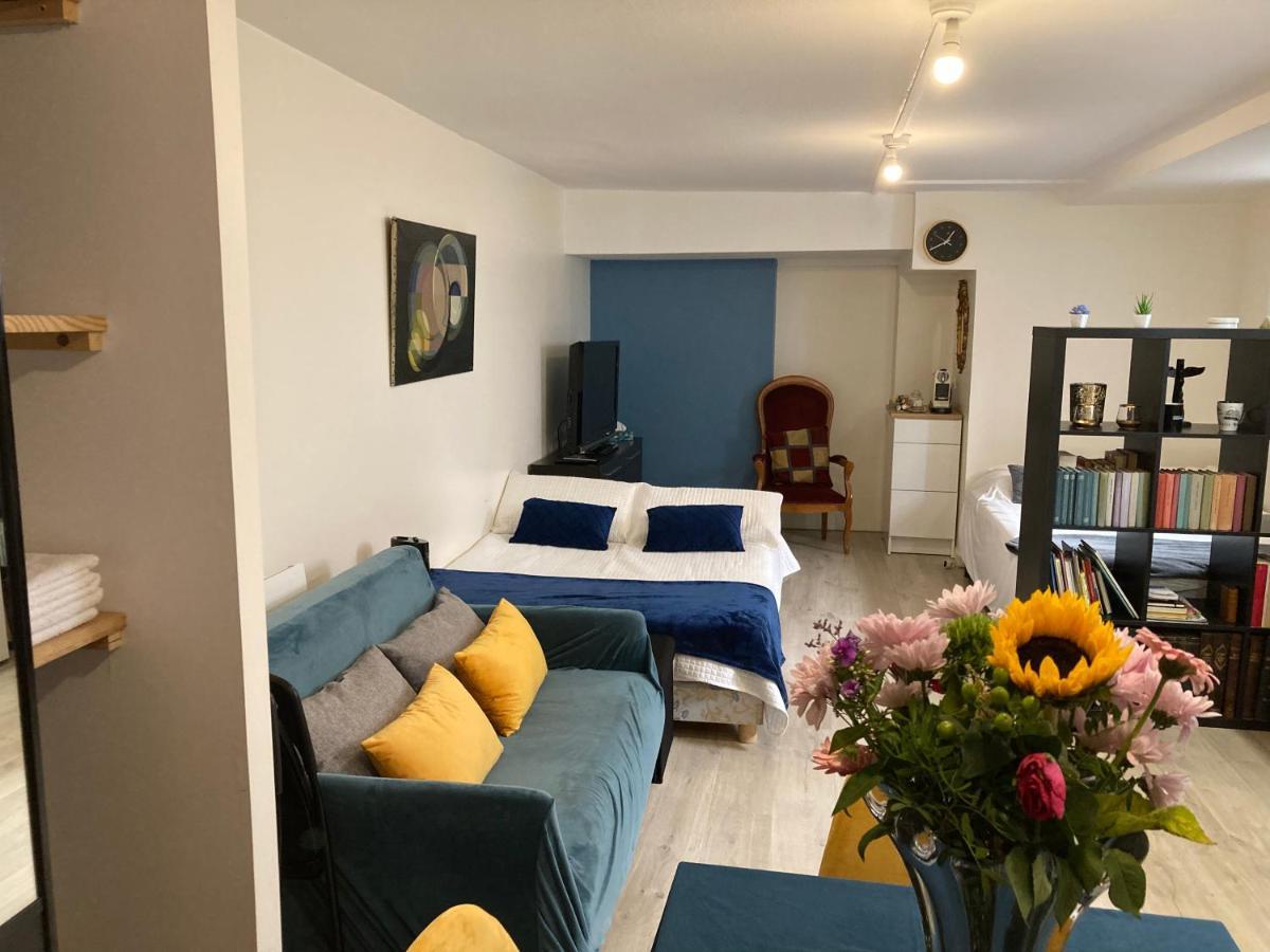 מאלאקוף Une Chambre Chez Nous, A 12 Minutes De Paris מראה חיצוני תמונה
